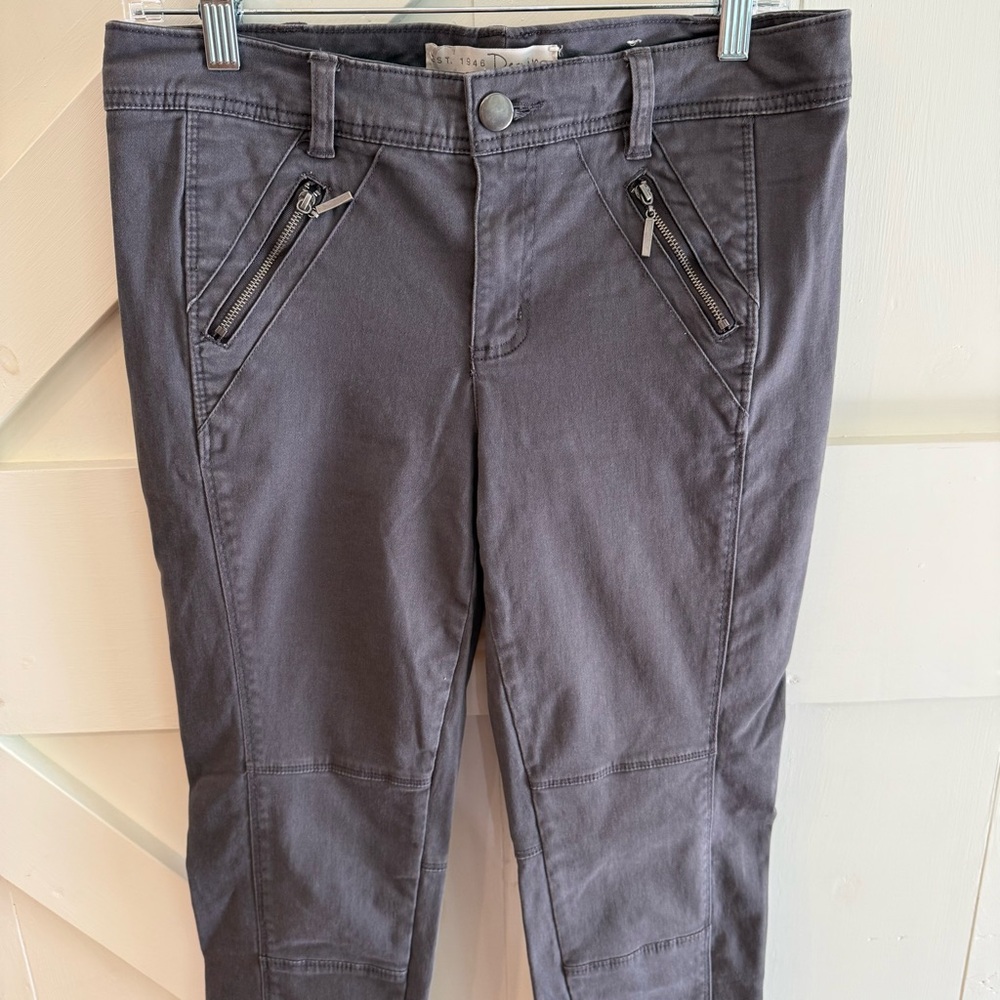 Est. 1946 Denim Contemporary Gray Moto Pants Size‎ 8 Zipper Front & Back Pockets
